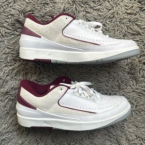 Jordan 2 “Cherrywood”. Great condition. Worn once. Size 11.
